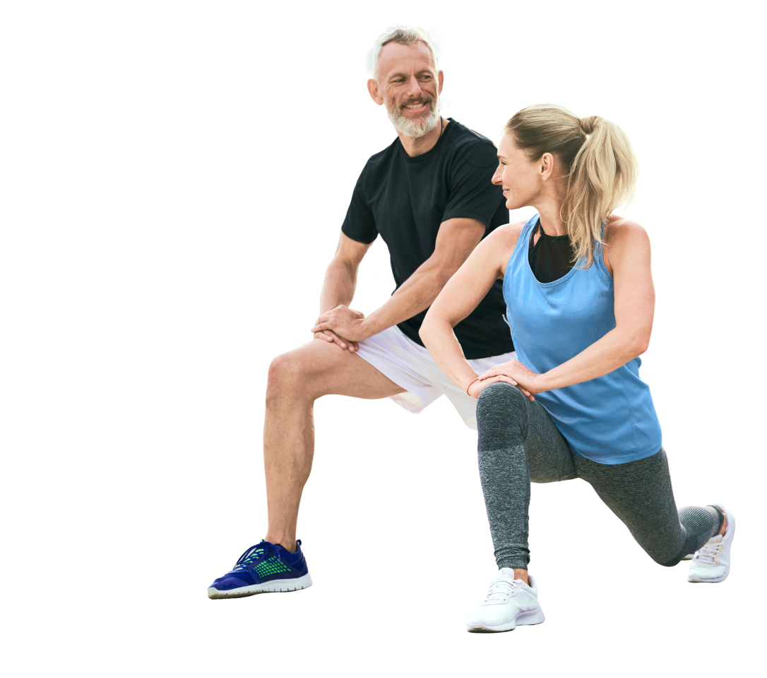 Мужчина и женщина занимаются спортом